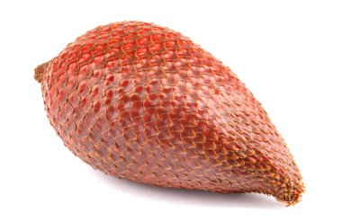 Taze yılan meyvesi beyaz arka planda izole edilir. Red Salacca. Salak meyvesi. Salacca zalacca, Yılan meyvesi .