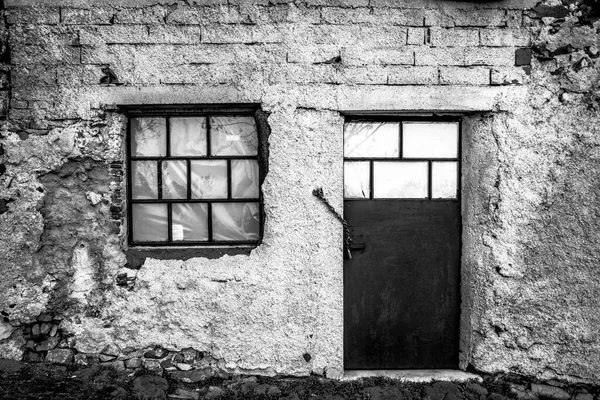 Retrato Celeiro Com Porta Janelas Madeira Tijolo Pedra Lugo Vicenza — Fotografia de Stock