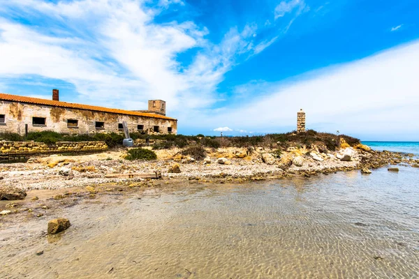 Gamla Industribyggnader Övergivna San Teodoro Mellan Sjölagunen Och Saline Marsala — Stockfoto