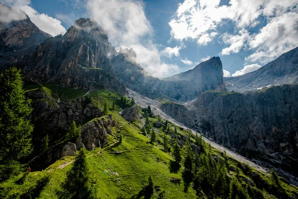 San Martino Castrozza Passo Rolle Trento Italysurround Etrafındaki Güzel Dolomitleri — Stok fotoğraf