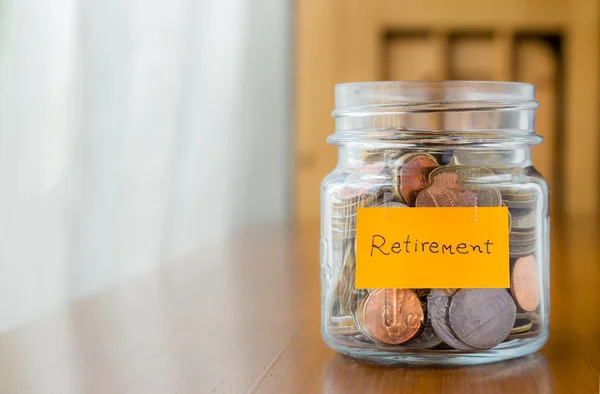 Financial plan to save retirement money — Stock Photo, Image