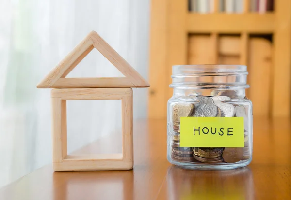 Saving for a home — Stock Photo, Image