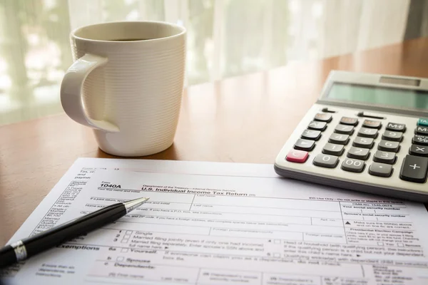 Form 1040A, U.S. Individual income tax return — Stock Photo, Image