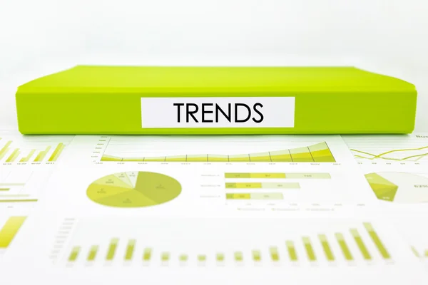 Concepto de tendencias con gráficos, gráficos e informe de marketing — Foto de Stock