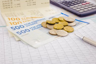 Para birimi ve kağıt para Danimarka