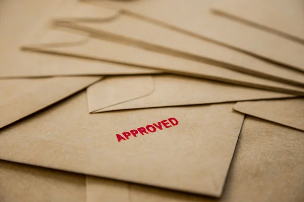 Approved sign on envelope — Stock Photo, Image