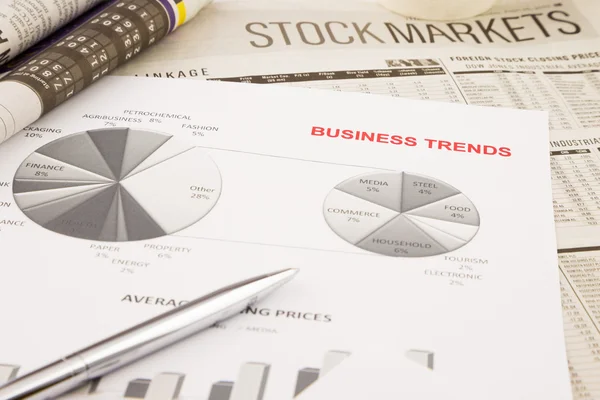 Graph and chart, business trends — Stock Photo, Image