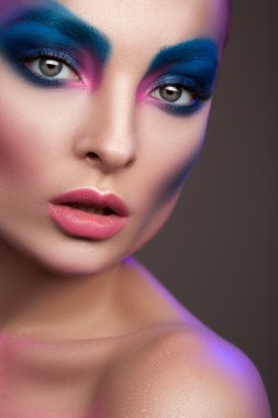 Gençlik ve güzellik bir kadın