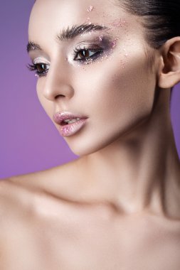 Bir sanat olarak kadınların makyaj