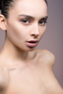 Bir sanat olarak kadınların makyaj