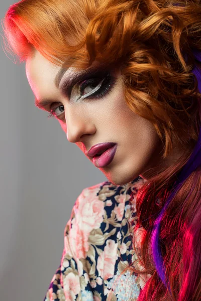 Bepul tikilgan nipellar porno tomosha Anna Mixaylovskaya jinsiy aloqa