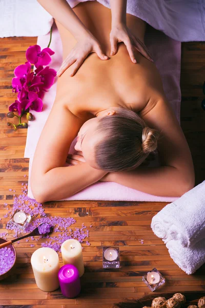 Relaxing spa treatments — Stock Photo, Image