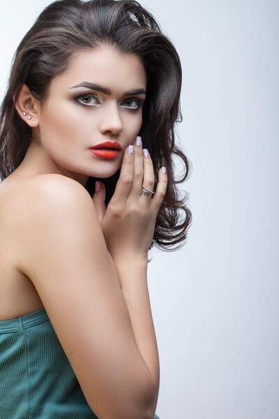 женская чистота и целомудрие
