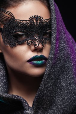 gizemli bir yabancı ve parlak