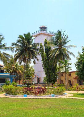 Deniz feneri eylemdir. Bölge deniz feneri Goa, Hindistan.