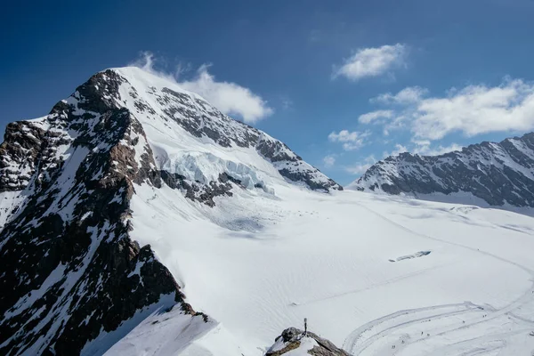 Vista Desde Teleférico Eiger Express Montaña Cubierta Nieve Observatorio Esfinge — Foto de Stock