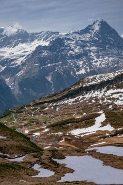 Hava Panoramik Manzarası - Karlı Birinci Dağ, Grindelwald, İsviçre - İsviçre Alp Dağları - Jungrau Bölgesi, Bernese Oberland