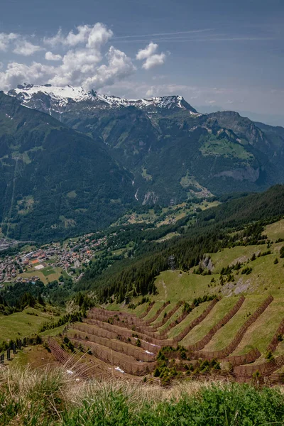 空中パノラマビュー Manlichen Swiss Alps Lauterbrunnen Valley Jungfrau Region Switzerland — ストック写真