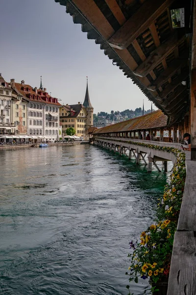 Vista Panorâmica Centro Cidade Lucerna Com Famosa Ponte Capela Lago — Fotografia de Stock