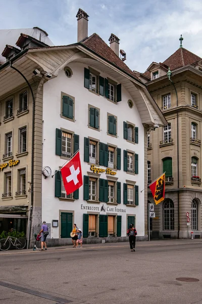 Edifício Bonito Casas Tradicionais Centro Cidade Berna Suíça Património Unesco — Fotografia de Stock