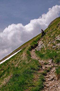 Hava Panoramik Görünümü - Dağlarda Yüksek Yürüyüş Yolu - Brienz-Rothorn, İsviçre Alpleri
