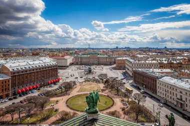 Saint Petersburg çatı manzarası