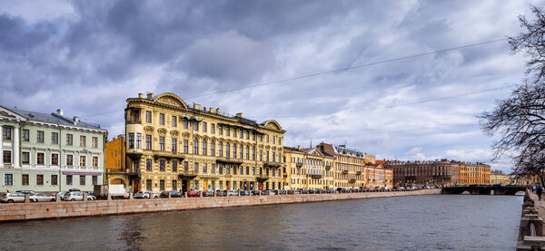 Palace square in Saint Petersburg