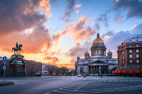 Ісаакіївський собор — стокове фото