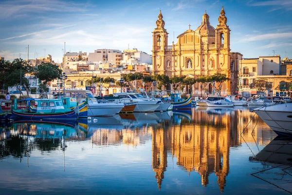 Malta Grote Kerk Bij Zonsondergang — Stockfoto