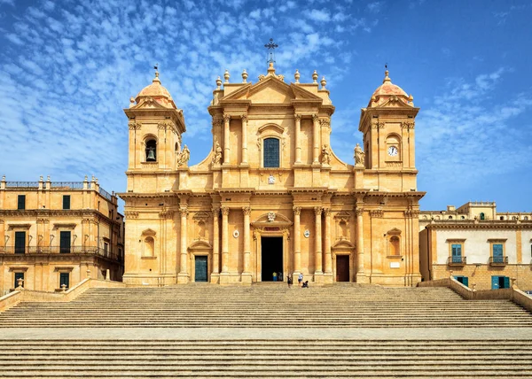 Beroemde architecturale Noto kathedraal, Sicilië, Italië — Stockfoto