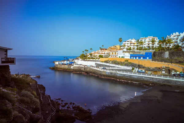 Kilátás nyílik Puerto de Santiago, a Tenerife szigetén — Stock Fotó