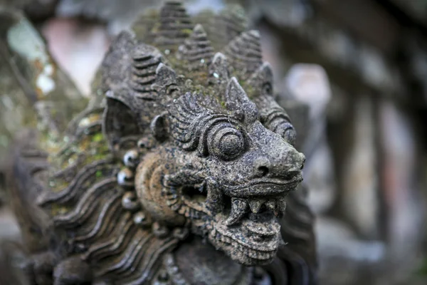 Stone Balinese standbeeld — Stockfoto