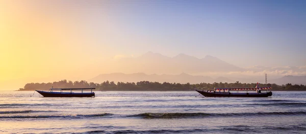 Gilis sabah erken — Stok fotoğraf