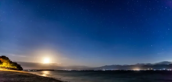 Colpo notturno nell'isola di Gili — Foto Stock