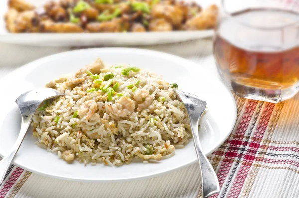 Fried rice with Chicken and Drinks — Stock Photo, Image