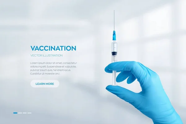 Вручите медицинскую синюю перчатку, держащую шприц с вакциной. Вакцинация или медицинская концепция. Инъекционный шприц с острой иглой в руке. Коронавирусная вакцина COVID-19. Векторная реалистичная иллюстрация. — стоковый вектор