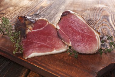 geleneksel füme et.