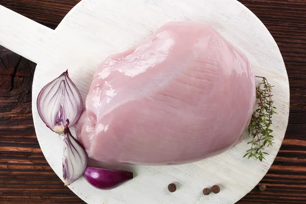 Fresh raw turkey meat. — Stock Photo, Image