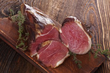 geleneksel füme et.