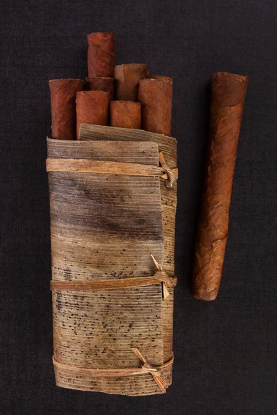 Tradycyjnych kubańskich cygar. — Zdjęcie stockowe