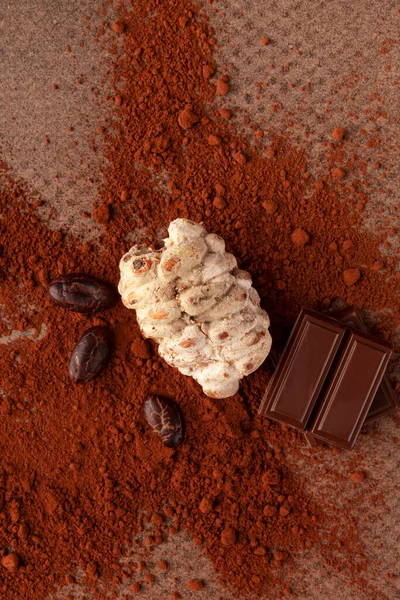 Fagioli Cacao Cioccolato Polvere Sul Tavolo Marrone — Foto Stock