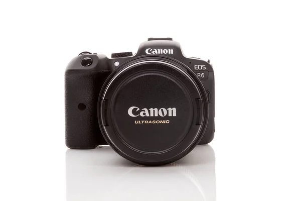 Bratislava Slovakia 2021 Canon Eos Digital Mirrorless Full Frame Camera — 스톡 사진