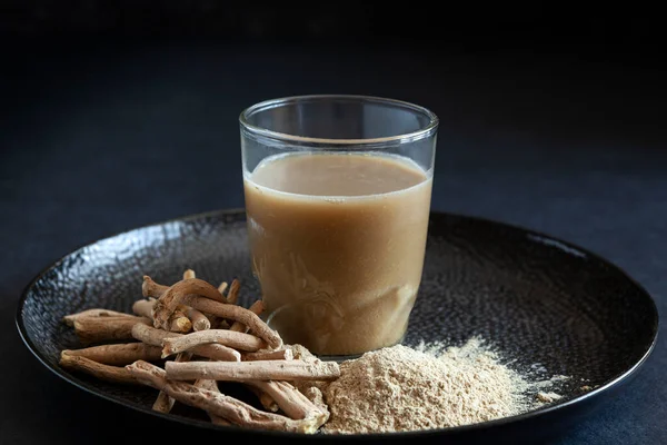 Trockene Ashwagandha Wurzel Auch Bekannt Als Withania Somnifera Indian Ginseng — Stockfoto