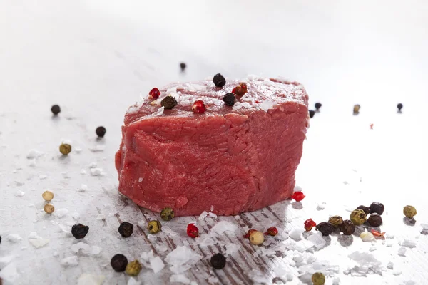 Raw steak. — Stock Photo, Image