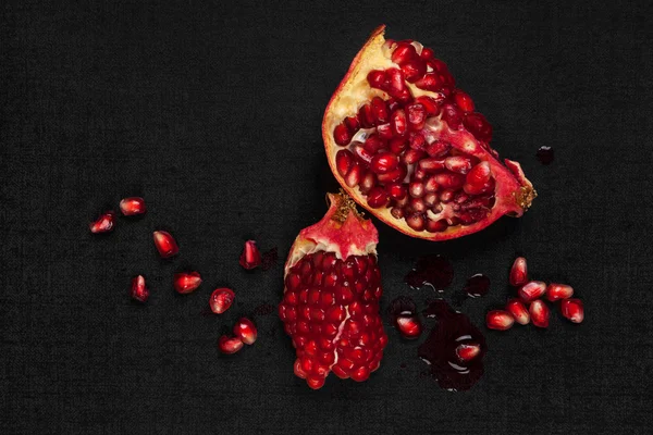 Luxurious pomegranate background. — Stock Photo, Image