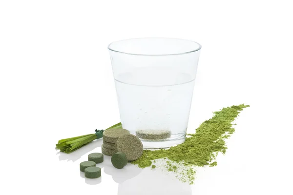 Spirulina, chlorella and young barley. — Stock Photo, Image