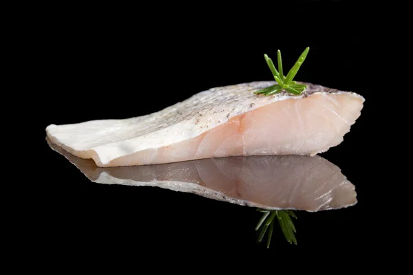 Taze levrek fileto balık. — Stok fotoğraf