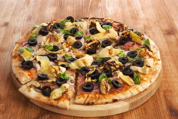 Leckere Pizza. — Stockfoto