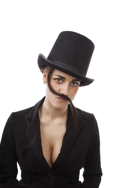 Meisje met zwarte hoed en zwarte jurk met snor uit haar — Stockfoto