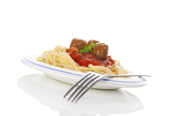 Pasta with tomato sauce and meatballs. — Stock Photo, Image